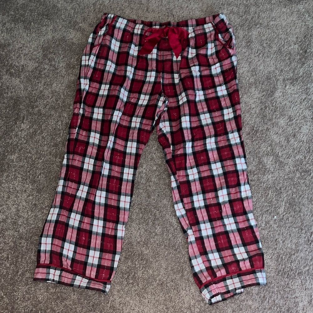 New York & Co Holiday Plaid Pajama Pants